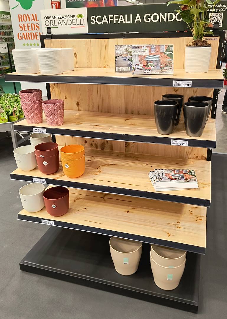 IMG20250219093415254HDR2-587449-591055 Gondola z naturalnego drewna z czarnym profilem żelaznym