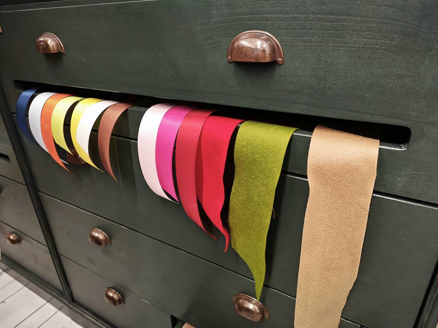 Orlandellishowroombanco27-571850-573222-583340 Obszar pakowania linii Mara Verbena