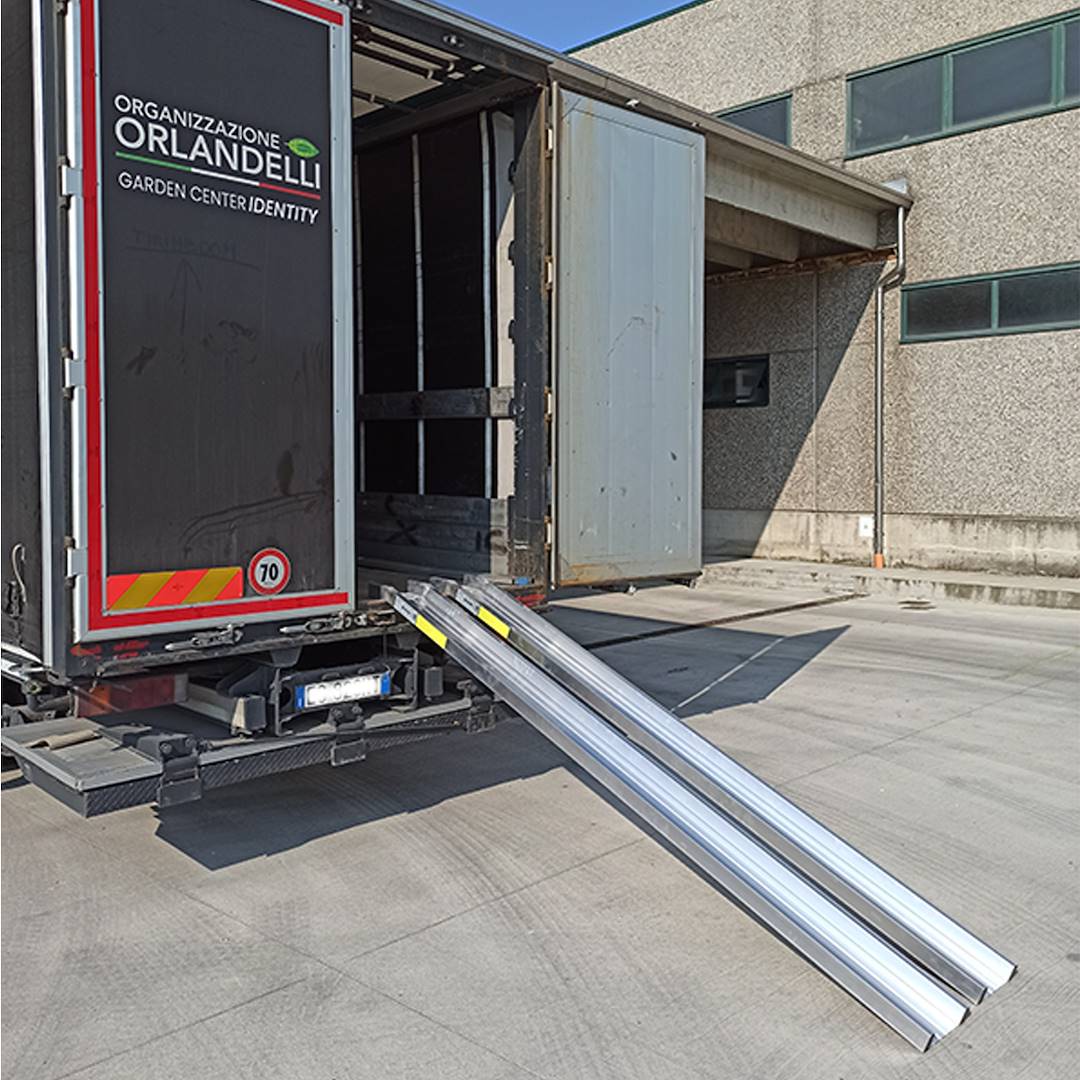 rampe-di-carico-503593a-579941-579950 Rampy załadunkowe