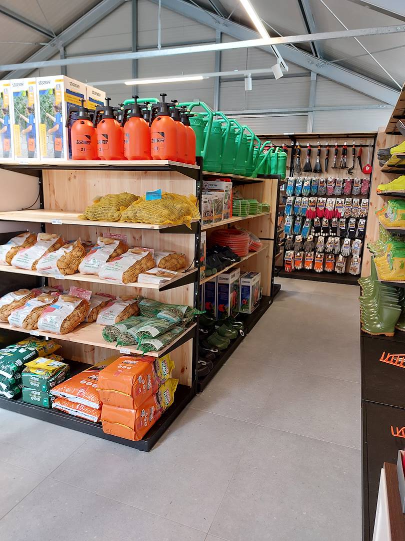 tulipanoapertura2-588447-591052-591061 Gondola z naturalnego drewna z czarnym profilem żelaznym